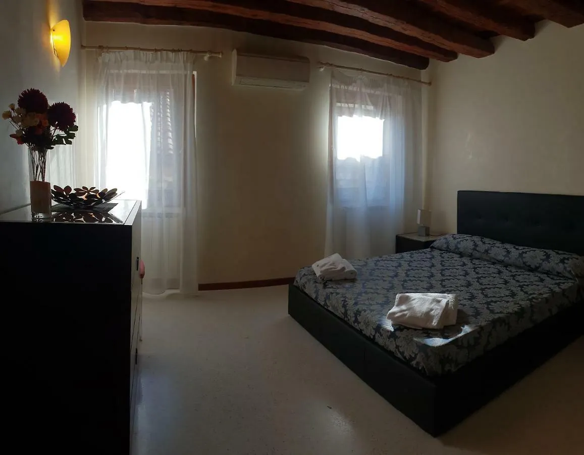Apartment Ca' Derai Fenice